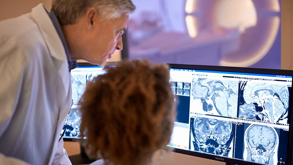 Portada del informe investigativo “Radiology staff in focus”