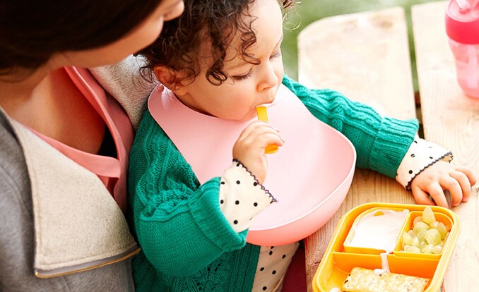 Alimento para bebés y niños: una dieta balanceada 